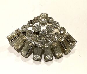 Vintage Rhinestone Brooch Silver Tone Fan Shape Crystal Pin By ANN